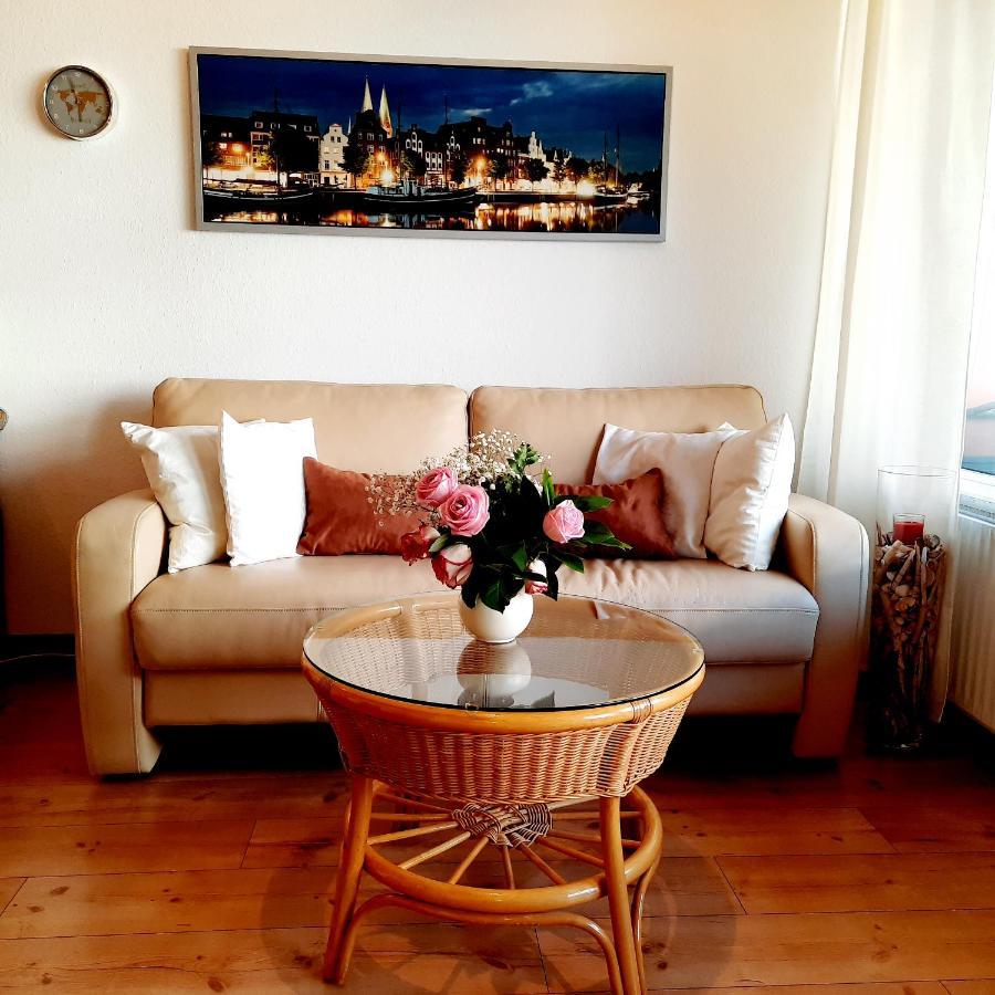 Apartment 3 Minuten zu Fuss zum Meer  Lübeck Exterior foto